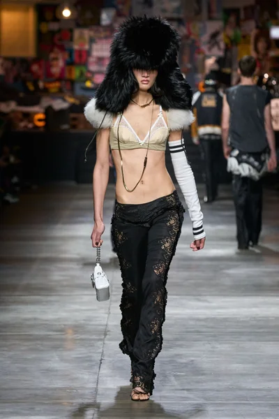 Look 47